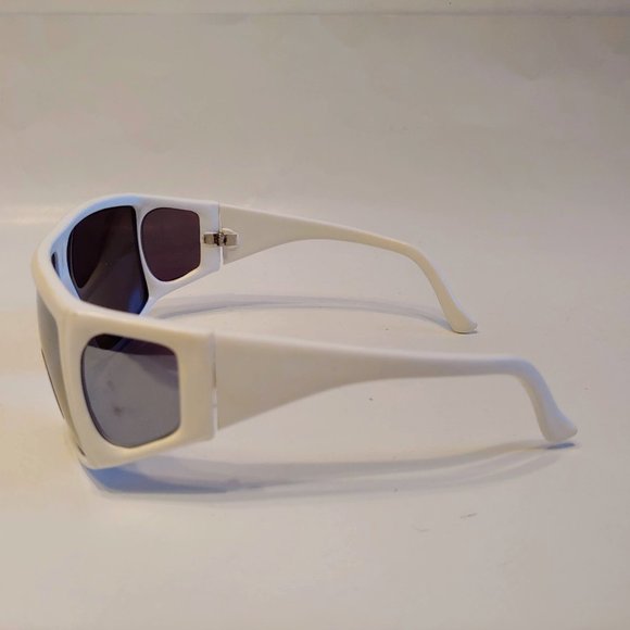 (NWT) Vintage 90's Wrap Around Sun Shield Sport Sunglasses (M.White) - Picture 2 of 4
